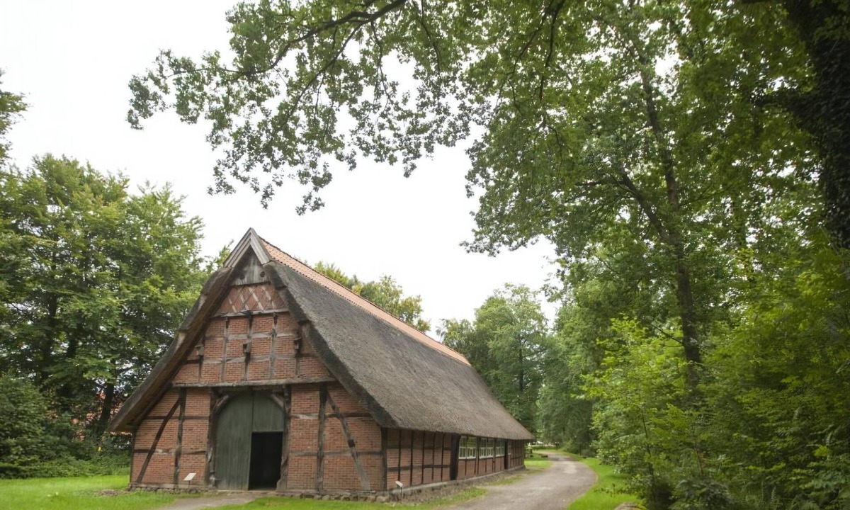 Dwergte House | 12-person bungalow in the holiday park Landal Dwergter Sand