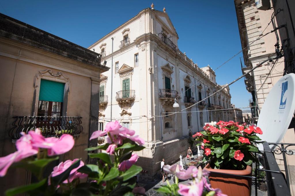 Noto Historic Centre House | Casa Coffa