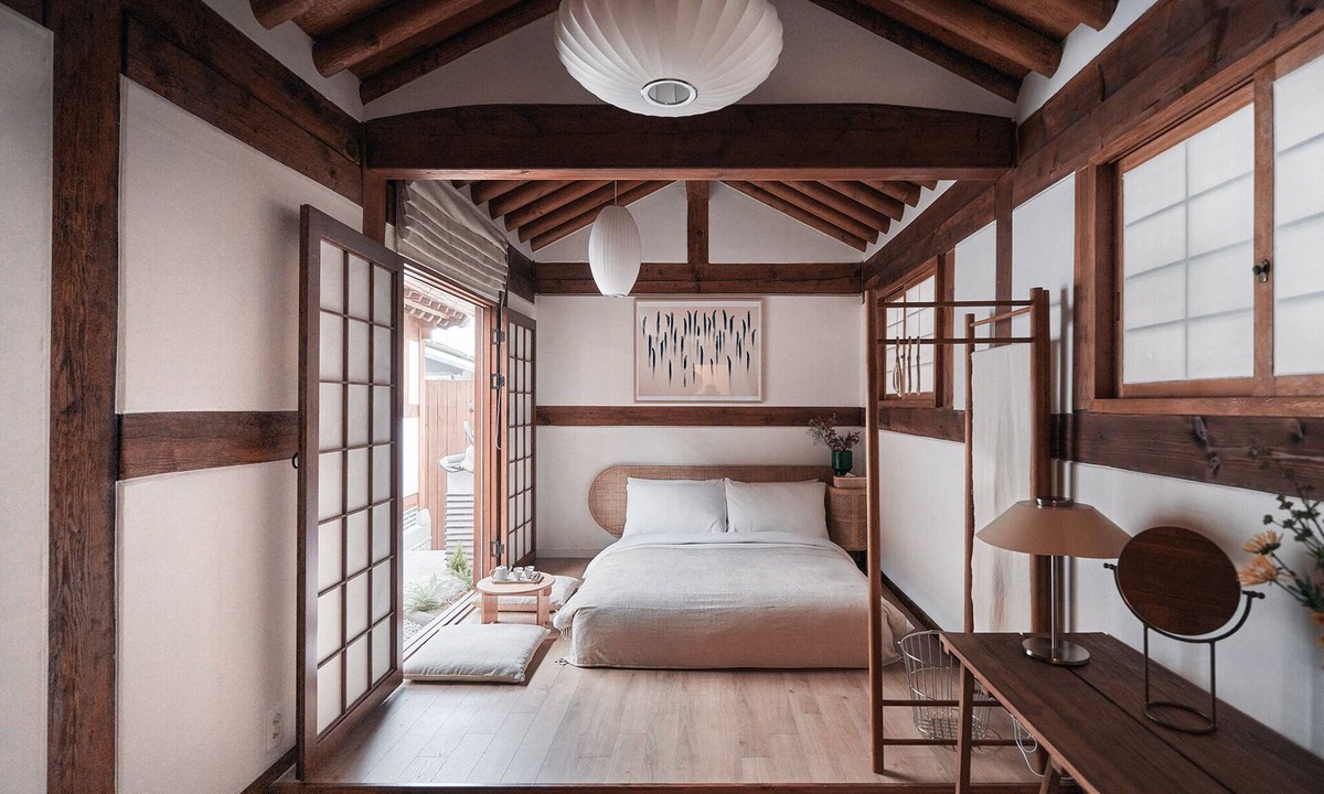 Seochon House | Nuilestay Hanok near Gyeongbokgung Palace Airport Bus/Gyeongbokgung Stn · 7min