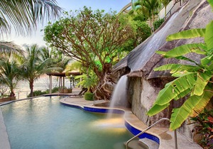 1858 m² Villa ∙ 8 bedrooms ∙ 24 guests in Boca de Tomatlan