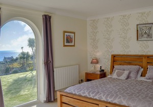 3 bedroom accommodation in Portpatrick, near Stranraer in Stranraer