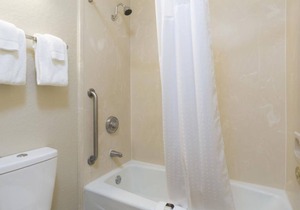 Disney is Calling! 2 Family-Friendly Units, Free Parking, Near Pointe Orlando in Orlando