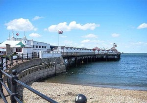Elegant Georgian 1 Bed Apartment in Herne Bay in Herne Bay