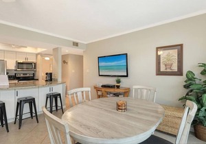 Firethorn 232- Fantastic Gulf Side 2 bedroom/2 bath, third floor walk-up! in Siesta Key
