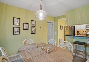 Free Golf at Bear Trap Dunes and MORE! 2 Bedroom 2 bath. first floor Sea Colony West unit with a beautiful view of the lake. in Bethany Beach