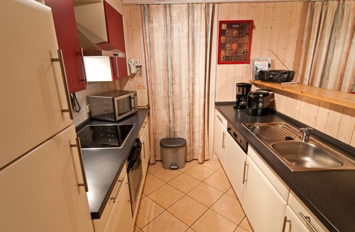 Gohren House | Child-friendly vacation home Panama 203 in Baabe. Awarded the FeWoAirClean seal. Spacious wellness area with a hot tub and sauna. Sunny terrace for relaxing vacation moments