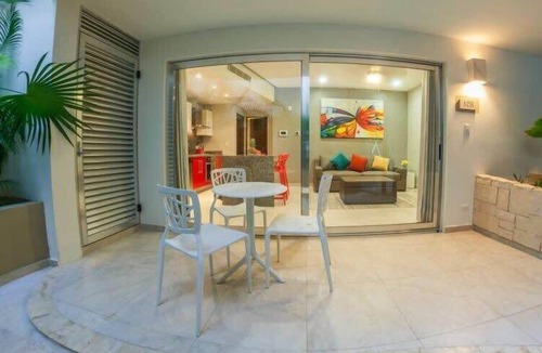 Downtown Condo | Dreamy & Perfect located 1BR condo