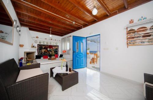 Stegna House | Endless Blue Stegna