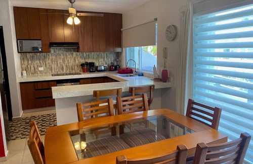 Gonzalo Guerrero Apartment | Luxurious Penthouse Stunning Rooftop Pool Amenities Close to Everything 3 BR/3BA