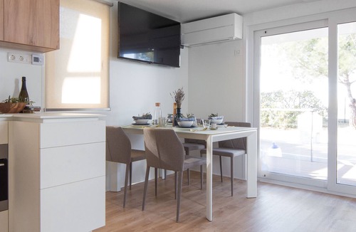 Piran Boat Rental | Luxury house, floating at the Adriatic sea in a serene marina, 50m from a beach