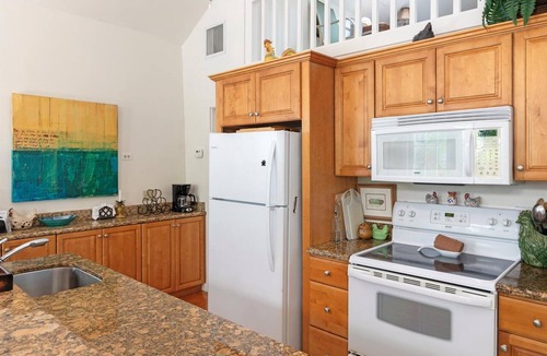 Old Town House | Pearl in Paradise-Charming 2bed 2bath Old Town home w/shared pool, parking