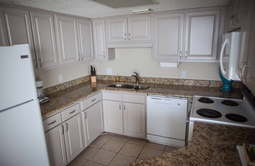 Orange Beach Condo | PREMIUM Beach Front One Bedroom at Phoenix V