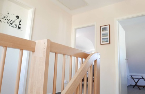 Rerik House | Relax under thatch with sauna, fireplace and sea - 5 star holiday home