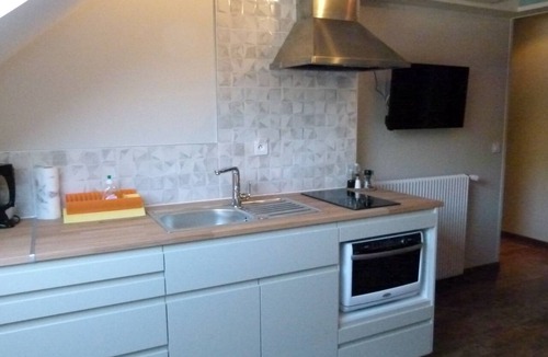 Brison-Saint-Innocent Apartment | Studio Ensuite La Chambotte