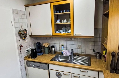 Altenburschla House | Stunning private villa for 5 guests with WIFI, TV, patio and pets allowed