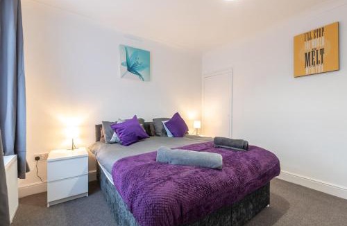 Portswood House | Stylish Modern Home, Southampton