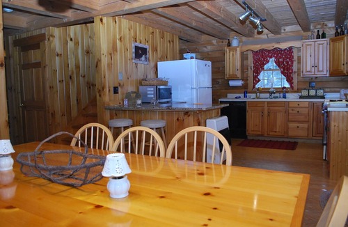 Chester Cabin | Vacation Rental - Choose from 5 nearby mountains or relax in peace & comfort