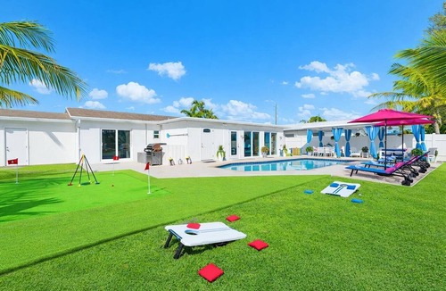 Golfview Harbor House | Waterfront Heated Pool Home w/Putting Green, Pergola & Air Hockey