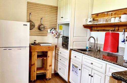 Cymbria Cottage | Waterfront Two Bedroom Newly Built Cottage, Beach, Covered Deck, Firepits
