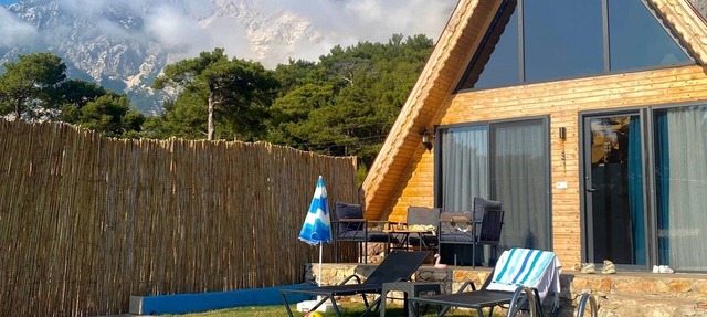 Ölüdeniz araçla 10 dakika kelebekler vadisine 5 dakika villa likya yolu üzerinde in Uzunyurt