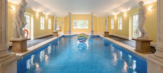 11 bedroom accommodation in Wainfleet All Saints, near Skegness in Skegness