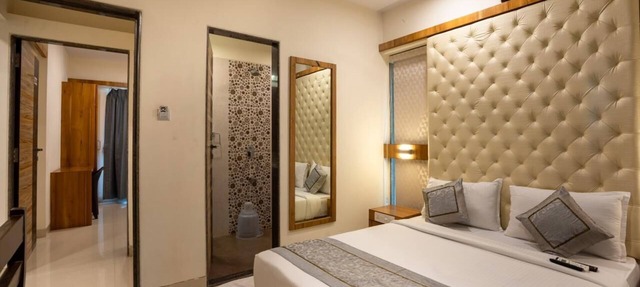 2 bedroom apartment near Mumbai Airport in Mumbai