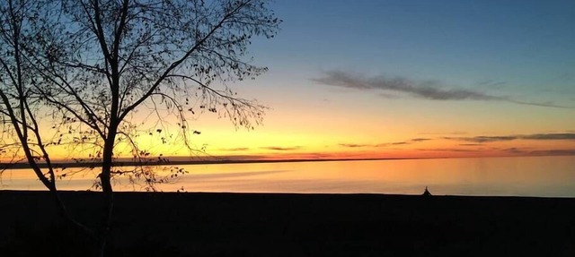 2-Chalet on Lac St Jean/private beach CITQ 301480 in Métabetchouan-Lac-à-la-Croix