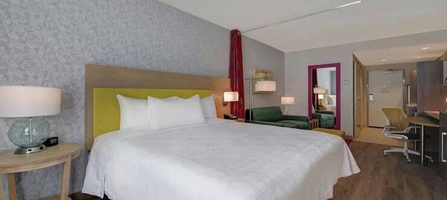 2 King Studios w/Breakfast & BBQ, 1.8mi Armory Art Center WPB Downtown Stay in West Palm Beach