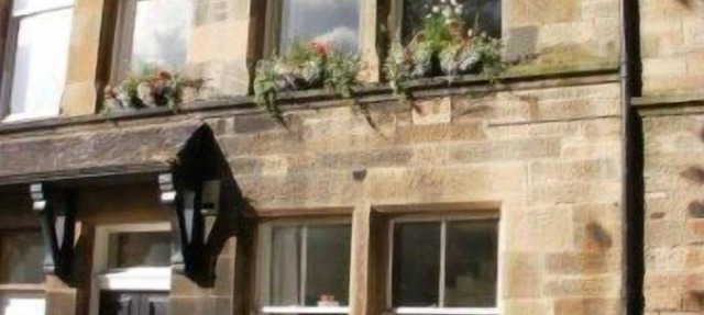 2 Mins Walk from Edinburgh's Best Beach! in Edinburgh