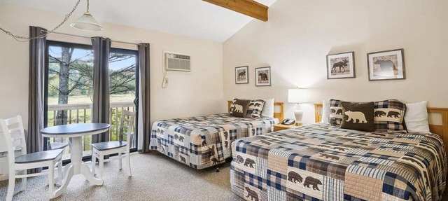 201 Two Queen bed Standard Hotel room in Killington