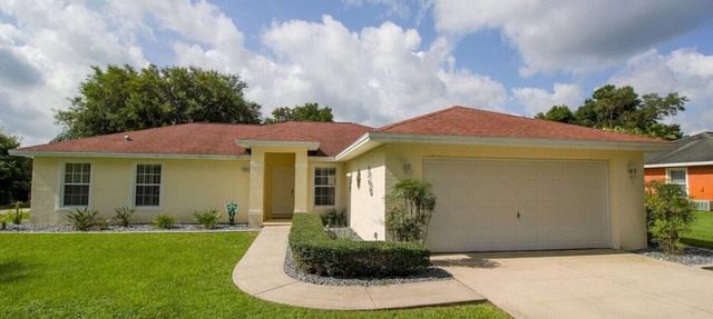 3 Bedroom & 2 bath with private pool in Hernando