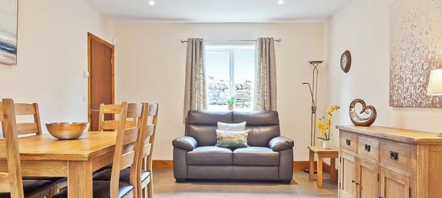 3 bedroom accommodation in Arnside, near Carnforth in Carnforth