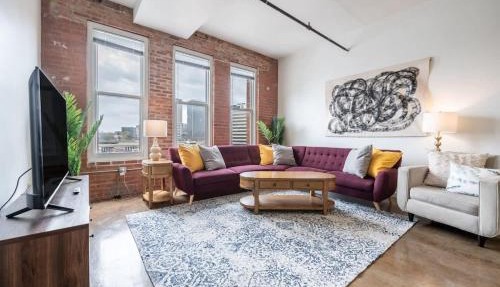 3BR 2BA Luxury Historic Loft With Gym by ENVITAE in Kansas City