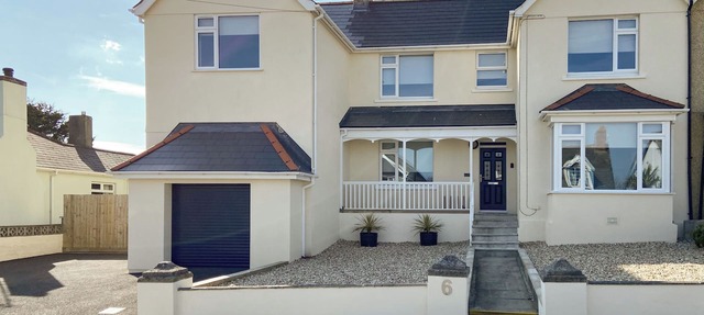 4 bedroom accommodation in Newquay in Newquay