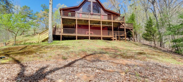 5 Mi to Cherokee Lake: Pet-Friendly Cabin w/Deck! in Murphy