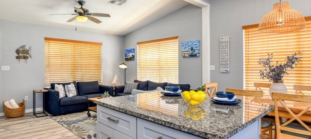 600 Feet to Beach, Walk to Pier, Shops, and Restaurants, Minutes to Downtown, $300 in Free Tickets! in St. Augustine Beach