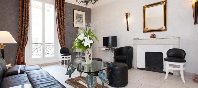 90 Rue Meynadier in Cannes