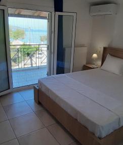 Achille's apartment in Plataria