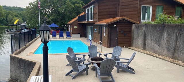 Amazing 5 bedroom, 4 bath home with Private Pool & Dock located in a great cove. in Sunrise Beach