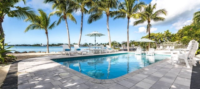 $and D0llar$: Indulge in Luxury & Spectacular Open Water Views, Private Heated Pool, Dock & Tiki! in Sugarloaf Key