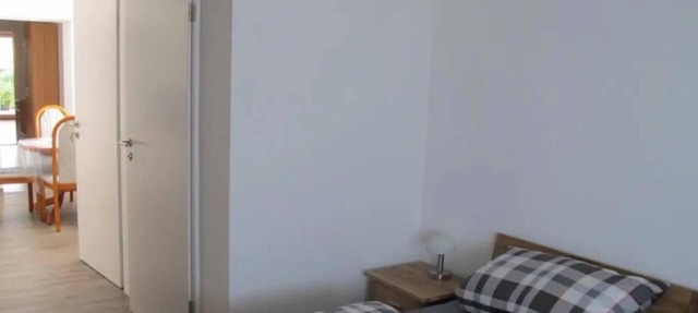 Apartment 'Eichenauer' with Shared Terrace, Wi-Fi and Air Conditioning in Wartenberg