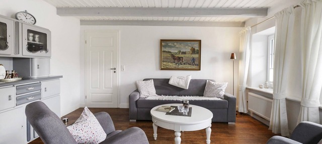 Apartment 'Fewo Luzie' with Private Terrace, Shared Garden and Wi-Fi in Emmelsbüll-Horsbüll