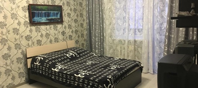 Apartment on Lodygina street in Yekaterinburg