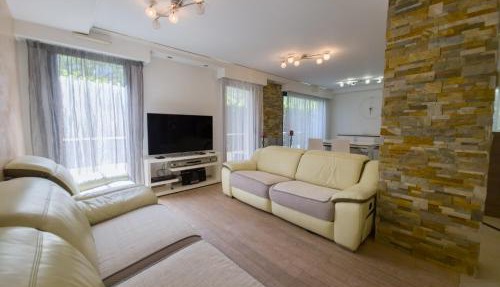 Appartament-villa 5 pieces au borde de la mer in Villeneuve-Loubet