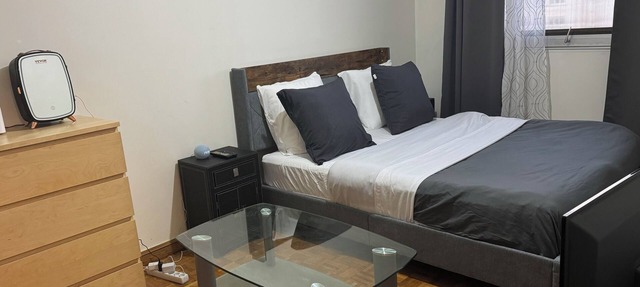 Appartement with balcony, La Défense - Paris in Courbevoie