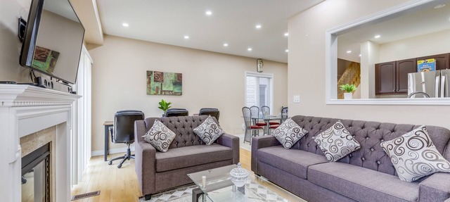 AVID Vacation Palace in Castlemore,Brampton in Brampton