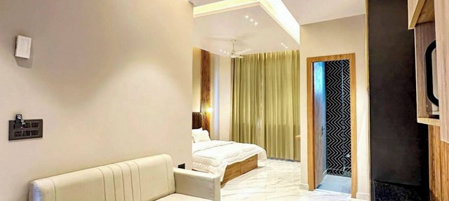 Awesome 1-bedroom apartment with AC in enchanting Rishikesh in Rishikesh