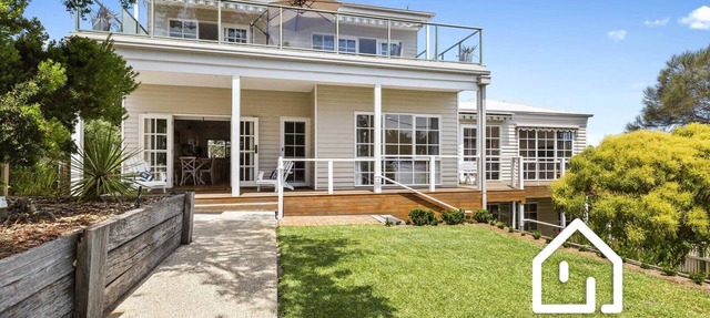 Bay Views at Tyrone Foreshore *1 NIGHT FREE* 200m Walk to Beach in Rye