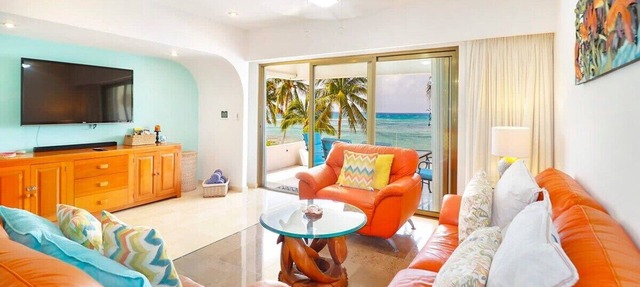 Beachfront Paradise 2 BR in Puerto Aventuras in Puerto Aventuras