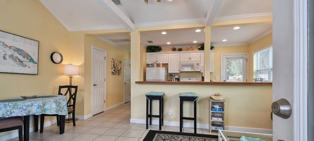 Beachside Cottage 22 Steps to Beach | Beach Gear Included! in Clearwater